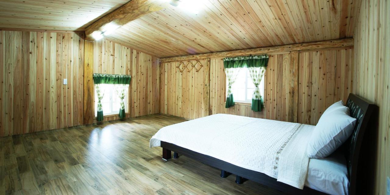 Jeju Joa Log Pension Согвіпо Екстер'єр фото