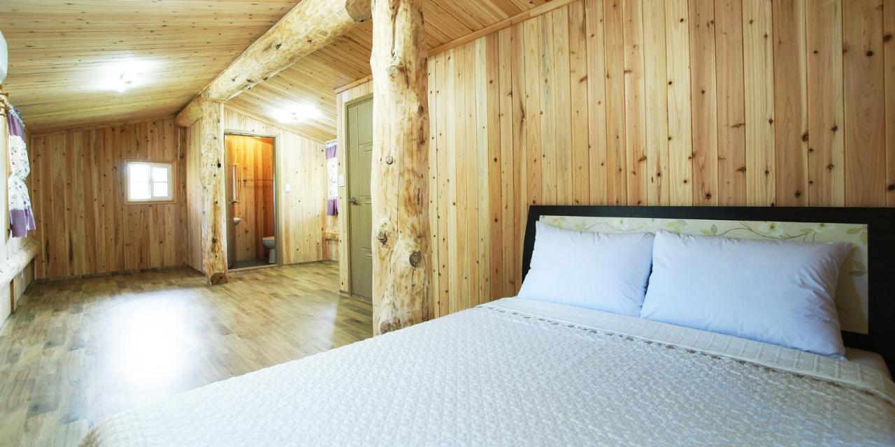 Jeju Joa Log Pension Согвіпо Екстер'єр фото